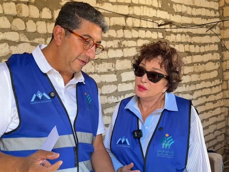 لبلبة تشارك «راعي مصر» في جولة إنسانية بالمنيا لدعم الأسر الأكثر احتياجًا 