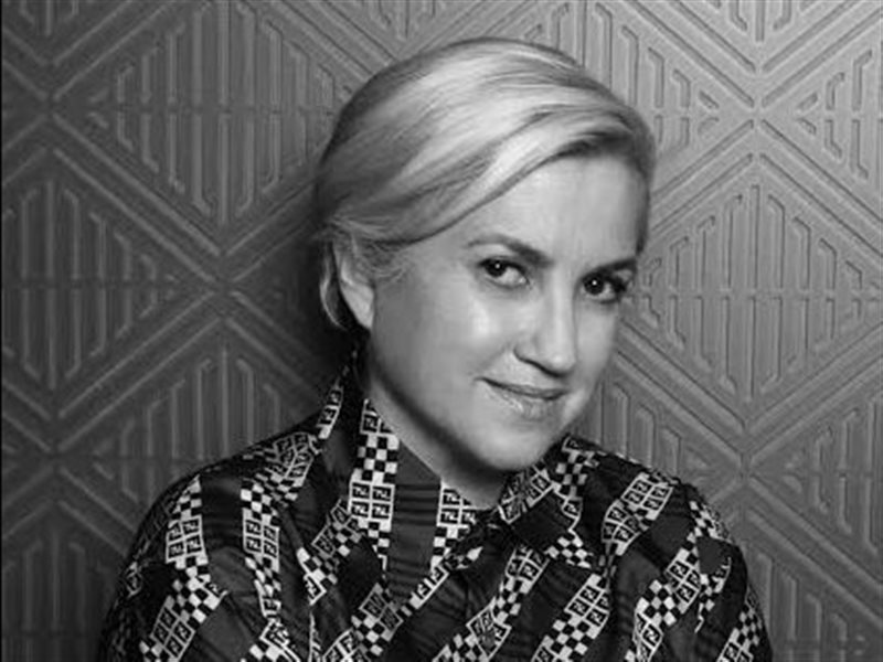 انتقال تاريخي في دار فندي: سيلفيا فنتوريني تتولى منصب الرئيسة الفخرية تزامناً مع احتفال الدار بمئويته