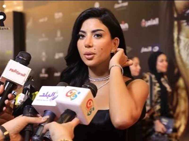 كارولين عزمي لـ