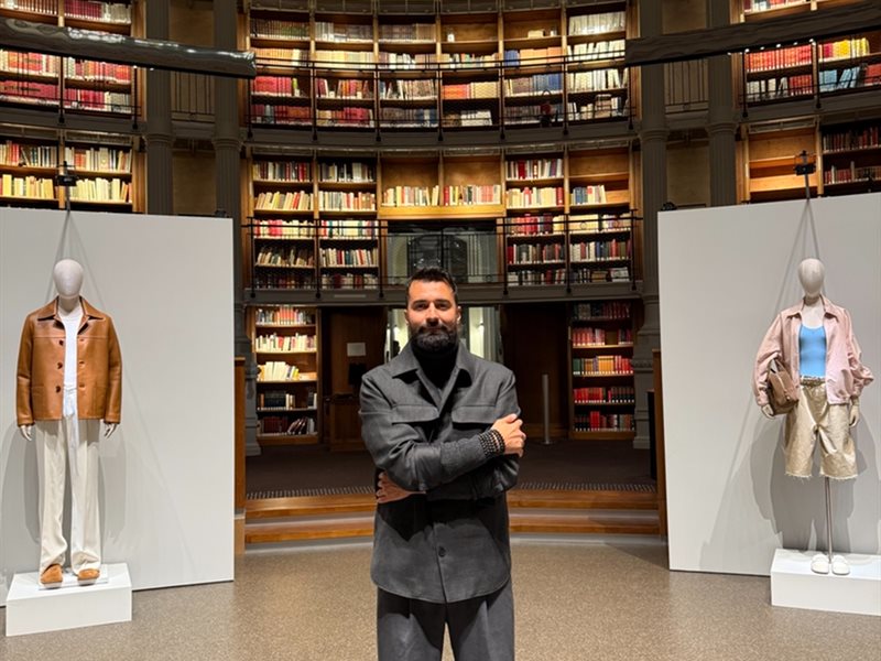 أحمد حاتم أول ممثل مصري يشارك في عرض ساندرو باريس لموسم ربيع/صيف 2026