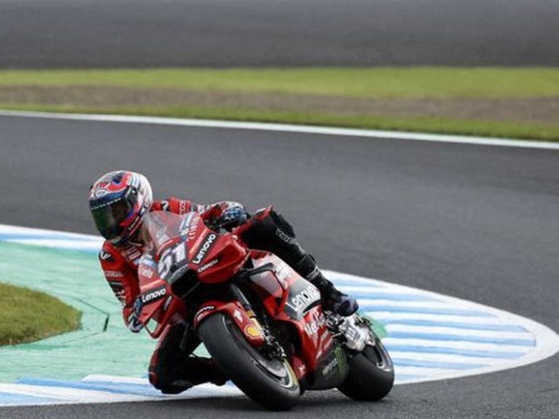 غياب ماركيز يفتح الباب لميكيلي بيرو في موتو جي بي