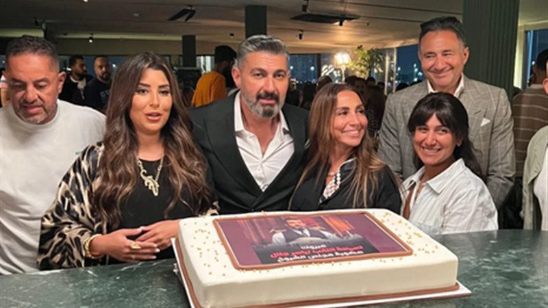 فريق مسلسل كلهم بيحبوا