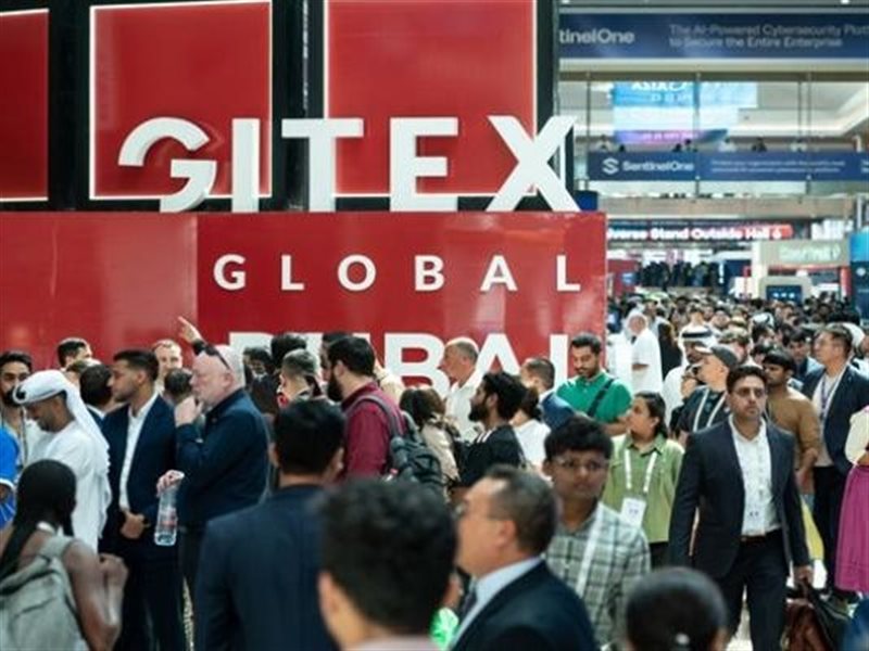 من الذكاء الاصطناعي إلى الشبكات الضوئية أبرز ابتكارات جيتكس 2025