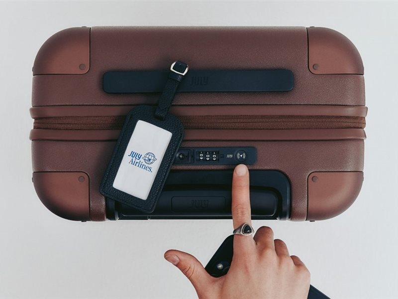 تعرف على أول حقيبة سفر قابلة للتتبع في العالم 