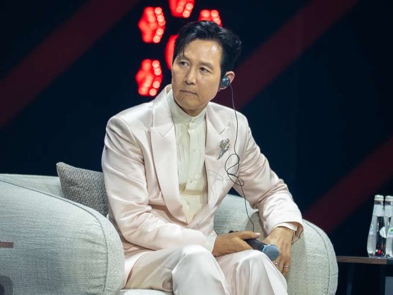 أبطال وفريق عمل مسلسل 