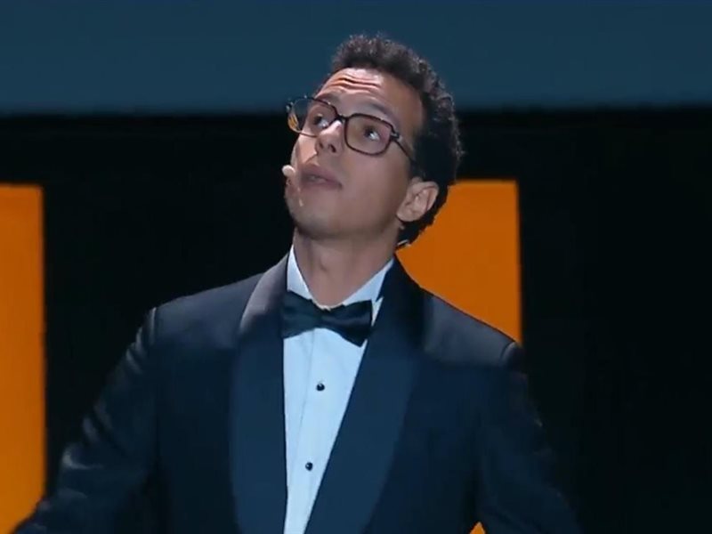 طه دسوقي يبهر جمهور مهرجان الجونة في حفل افتتاح الدورة الثامنة