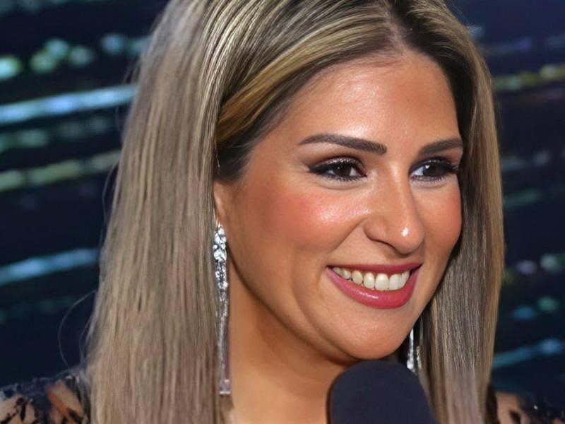 ملتقى التميز والإبداع العربي يكرم الإعلامية آيات أباظة