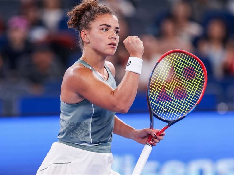 سباق التأهل يشتعل باوليني وميدفيديف يقتربان من النهائيات