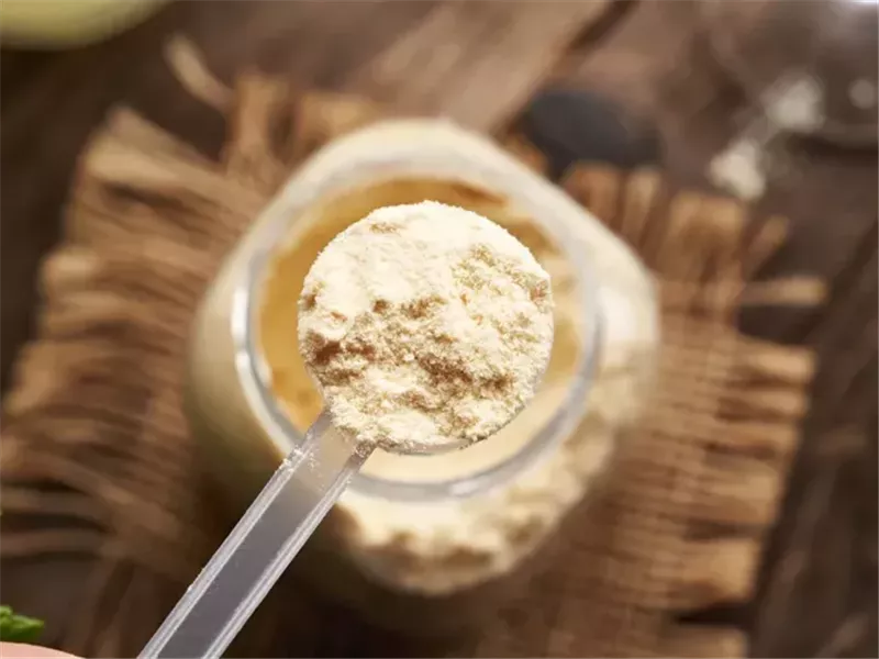 دراسة تحذر: مساحيق البروتين الشائعة تحتوي على مستويات عالية من الرصاص