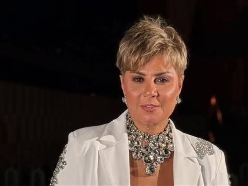 أفضل مذيعة غطت مهرجان الجونة .. خمسة أسباب وراء تميز مفيدة شيحة في التغطية هذا العام