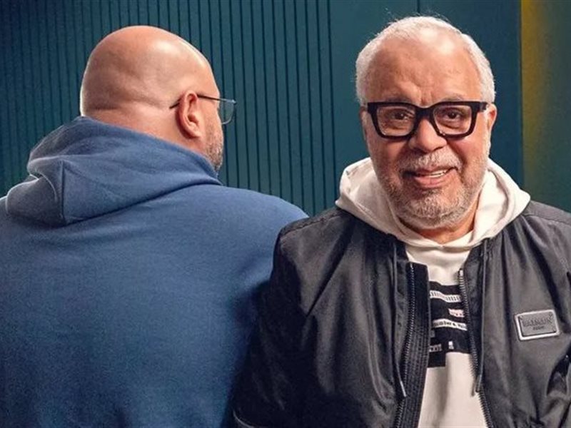 غدا.. أشرف زكي ضيف برنامج 