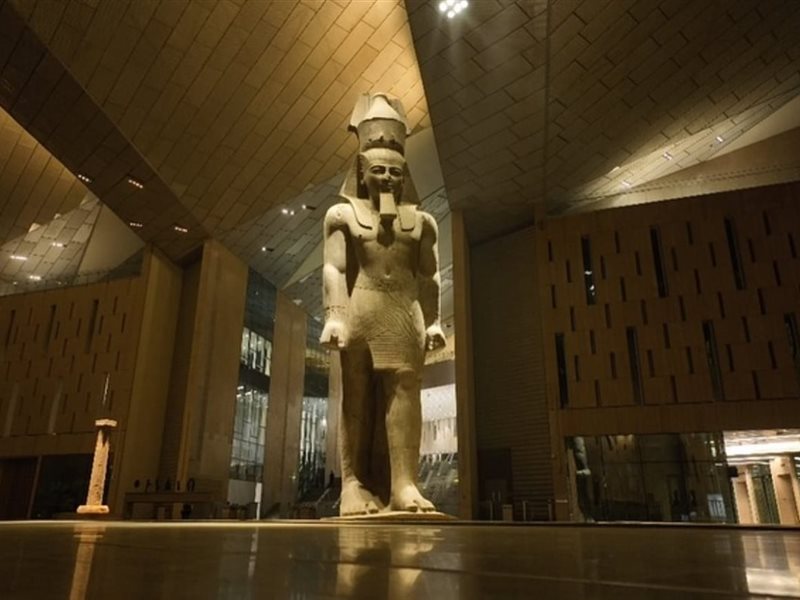 مهرجان القاهرة السينمائي: افتتاح المتحف المصري الكبير لحظة فخر تتوج عظمة مصر وحضارتها