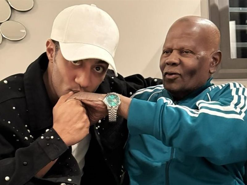 تعرف على موعد ومكان عزاء والد الفنان محمد رمضان