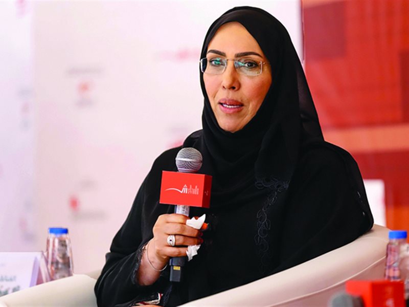 سميرة احمد في معرض الشارقة : الفن بالنسبة لي مسؤولية وليس مجرد حضور