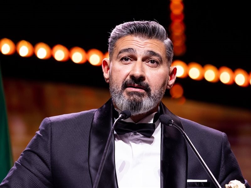 ياسر جلال يعلق على جدل تصريحاته في الجزائر: المحبة بين الشعبين ثابتة ومتينة وبلاش نعاير بعض