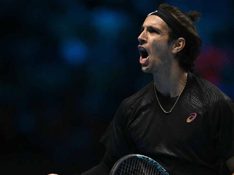 موسيتي يصنع المعجزة أمام دي مينور ويبقي على آماله في البطولة الختامية