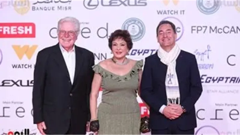 حسين فهمي ولبلبه