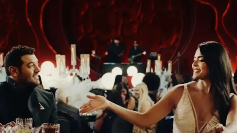 فيلم السلم والثعبان2