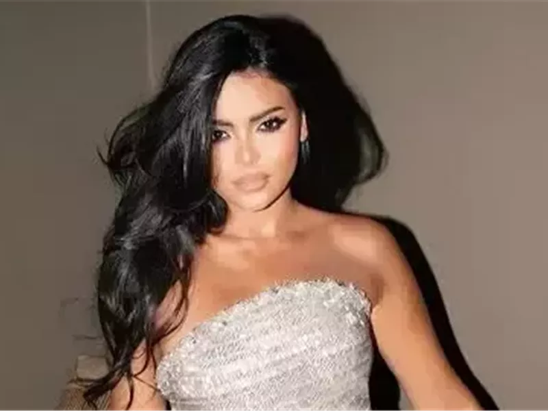 أسماء جلال لـ 