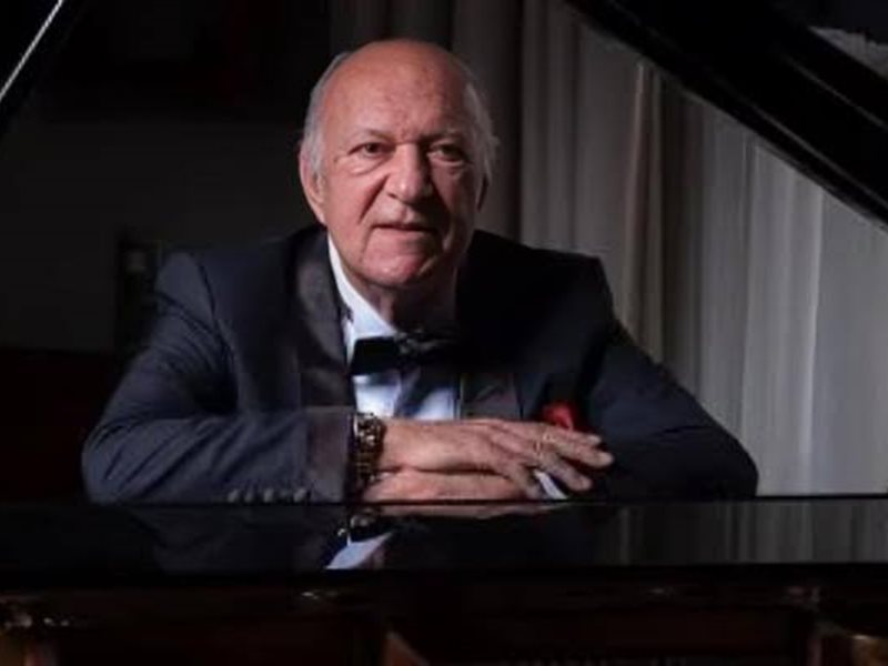 موعد استئناف الموسيقار عمر خيرت لحفلاته بالأوبرا بعد تعافيه