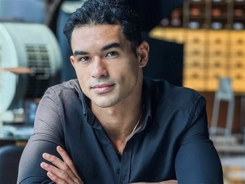 الفنان يوسف عمر ينضم إلى قائمة نجوم الموسم الرمضاني من خلال مشاركته في مسلسل 