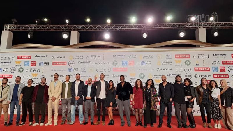 ابطال وصناع فيلم