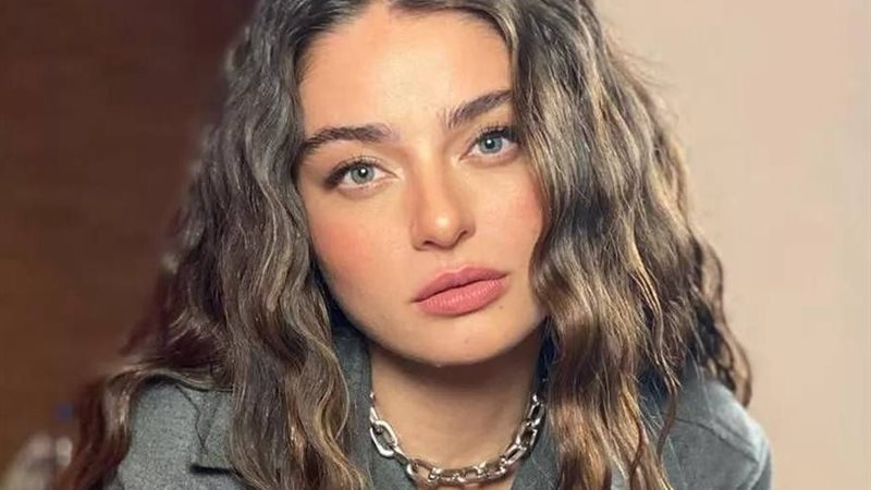 النجمة التركية آيتشا