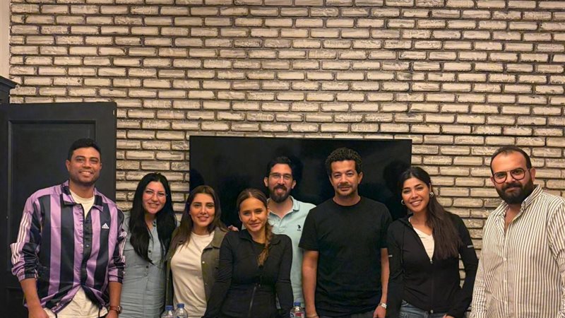 نيللي كريم و احمد