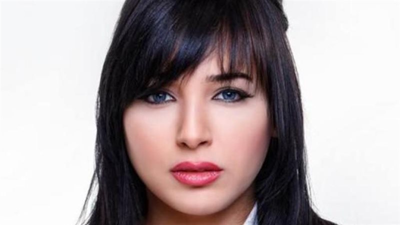 المغنية ساندي 