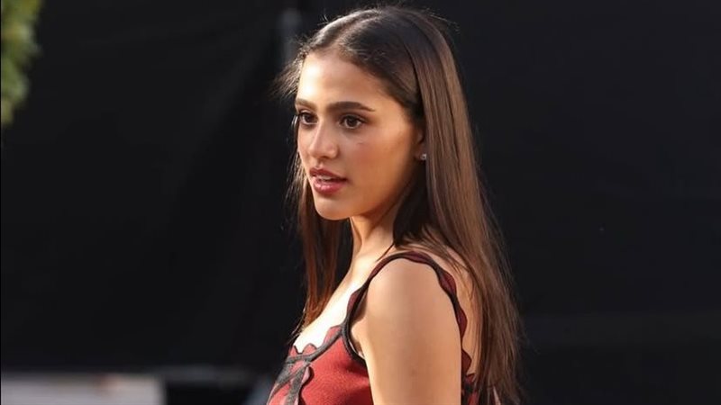 جانا عمرو دياب