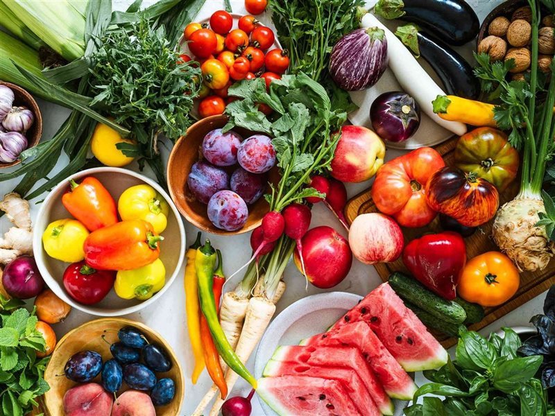 أفضل وقت لتناول الفاكهة لإنقاص الوزن وزيادة الطاقة وتحسين النوم