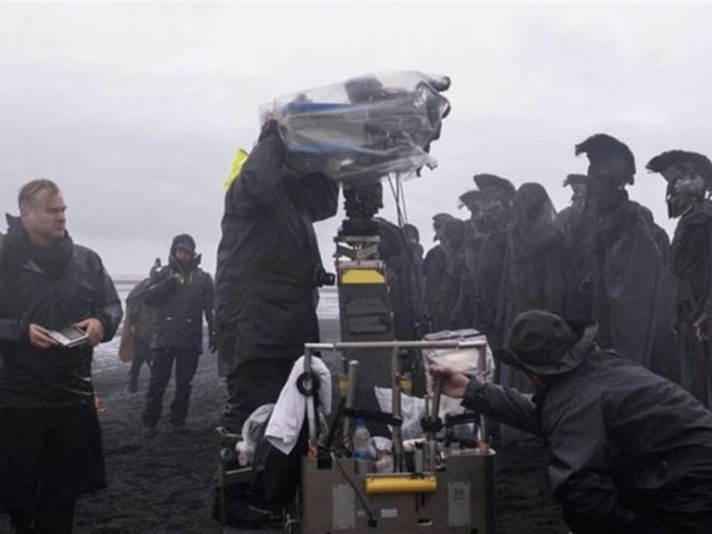 صورة جديدة لـ كريستوفر نولان من كواليس تصوير فيلم THE ODYSSEY