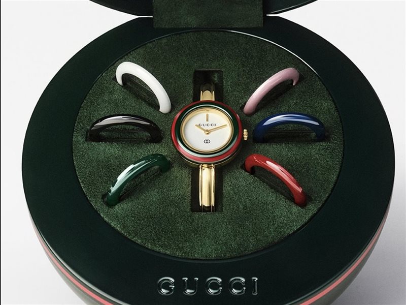 ساعة Gucci Play… ابتكار يعيد الزمن إلى حقبة الأناقة الكلاسيكية