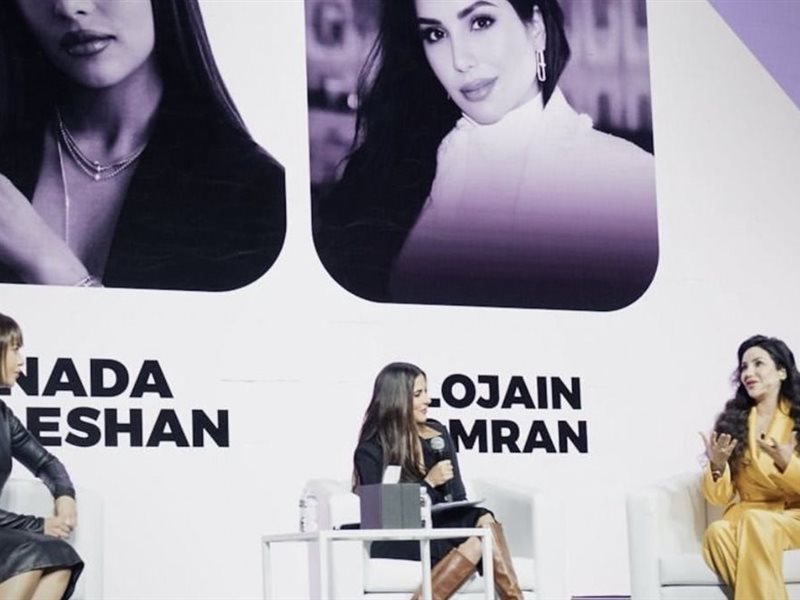 لجين عمران وبلقيس وسيدريك حداد يناقشون قوة التعبير بالموضة ضمن فعاليات oud fashion talks بالكويت