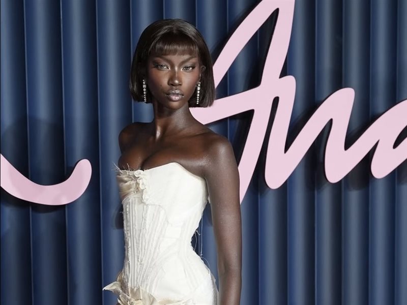 أنوك ياي… عارضة العام وصاحبة أفضل إطلالة في fashion Awards2025