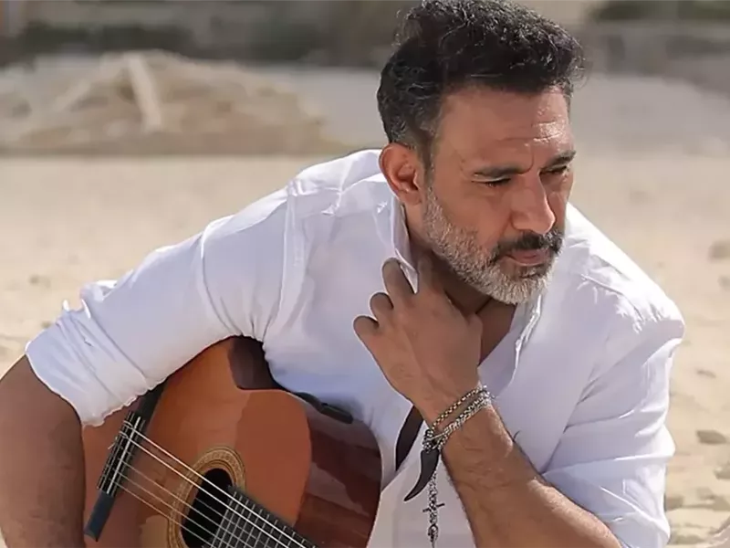 (خاص) عمرو مصطفى: سعيد بنجاح “خطفوني” مع عمرو دياب.. وأعمل على ألبوم ضخم لمحمد حماقي