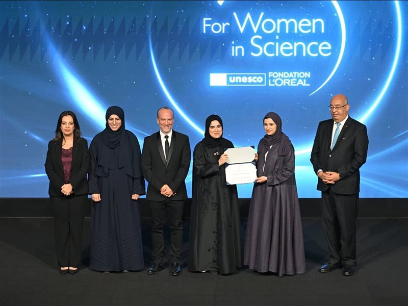 دبي تحتفي بإنجاز عائشة الشحي في مجال الروبوتات والابتكار