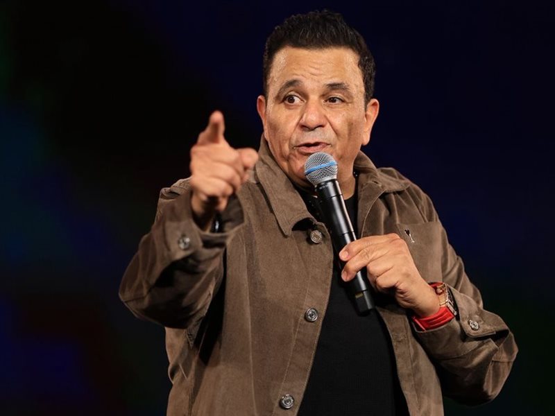 محمد فؤاد يستعد لإحياء حفل رأس السنة بالتجمع الخامس.. وتعاون جديد مع وليد منصور