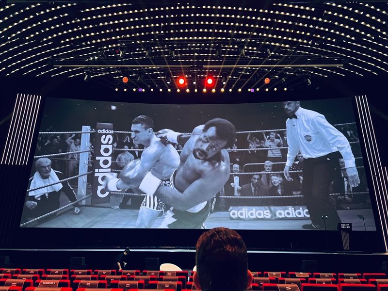 اول صورة من فيلم Giant لامير المصري