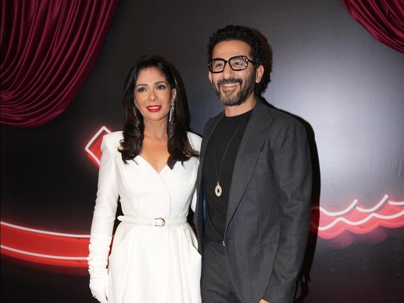 منى زكي وأحمد حلمي