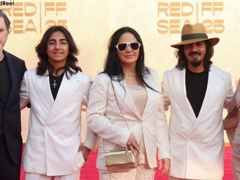 توافد صناع فيلم 