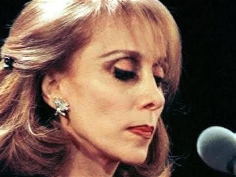 دار الأوبرا تحتفي بأيقونة الغناء فيروز على المسرح الكبير