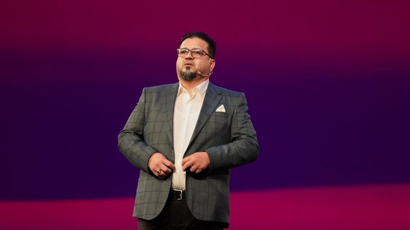 الصحفي والمراسل نعيم