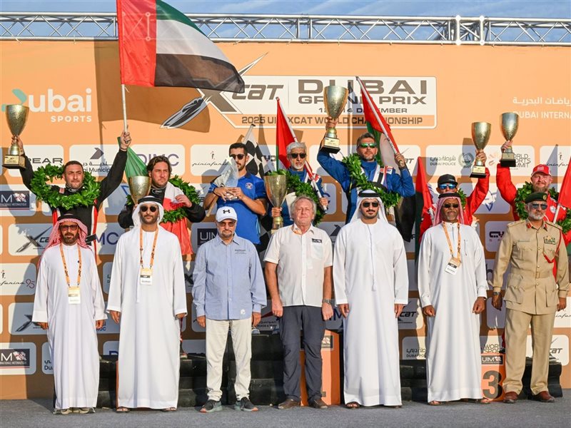 فيكتوري يتوج بلقب العالم للزوارق السريعة بعد أداء قوي في دبي