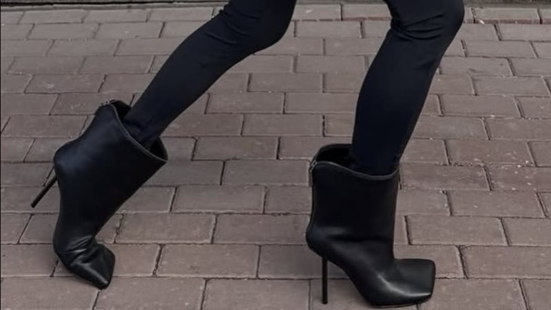 Ankle boots 