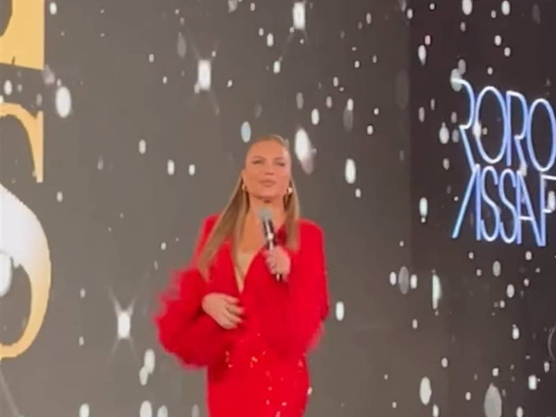 عزيز مرقة ونيكول سابا يغنيان في حفل مجلة Enigma