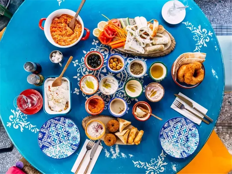 5 اتجاهات غذائية صحية يتوقع خبراء التغذية انتشارها في عام 2026