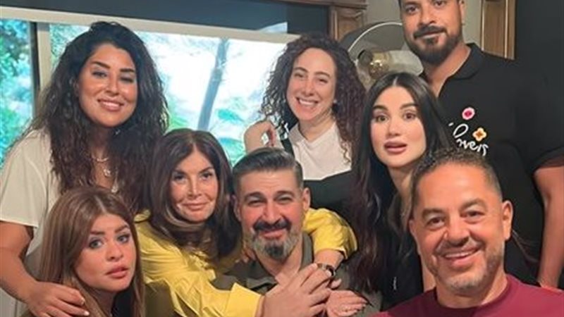 مسلسل كلهم بيحبوا