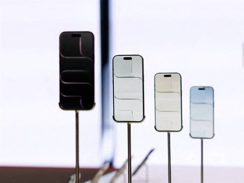 آيفون 18 برو يعيد تعريف الرفاهية بطارية أطول، كاميرا ذكية، وشريحة 2 نانومتر